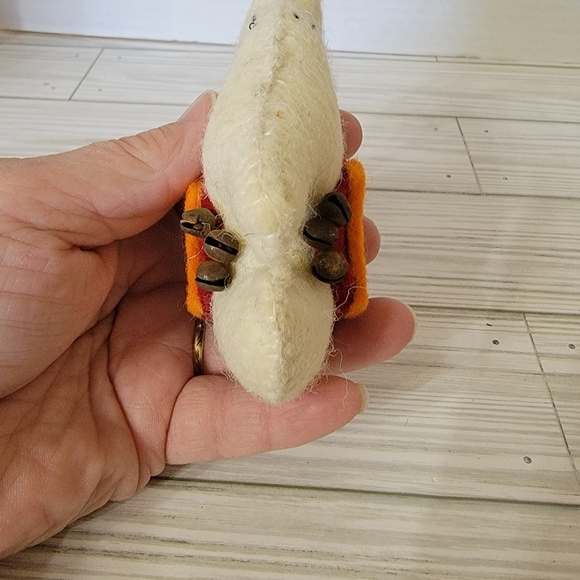 Felt Llama Alpaca Hand Made Christmas Ornament - Picture 7 of 9